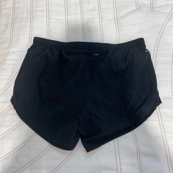Nike Dri-Fit running shorts - Picture 3 of 5